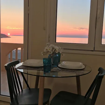 Koumpe Blue Sea View * Rethymno (Crete)